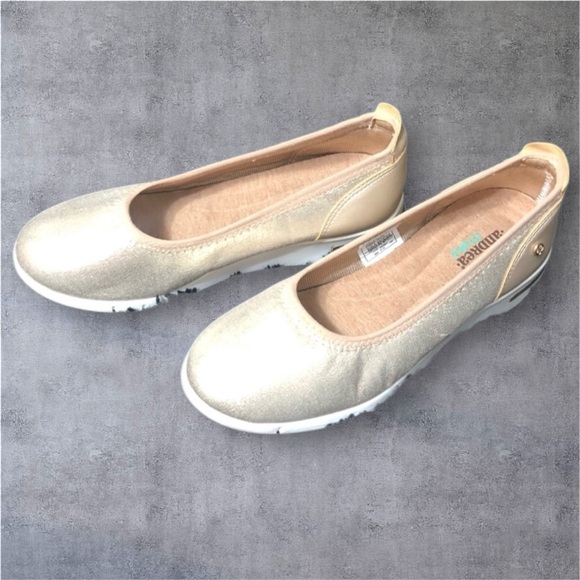 Andrea Shoes Sz 7 - Picture 3 of 14